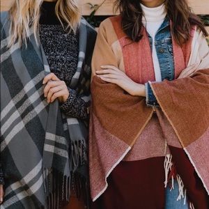 Causebox shawl gray pattern NWT